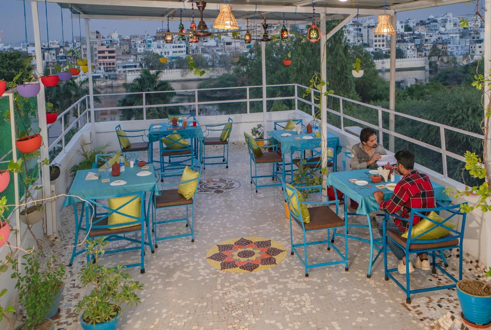 Soham Haveli Udaipur Hostel Exterior photo